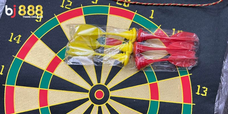 Cược Ném Phi Tiêu Bj888 Cực Hấp Dẫn, Kiếm Tiền Triệu 1 Cá Cược Ném Phi Tiêu Bj888 Ngày Càng Được Ưa Chuộng